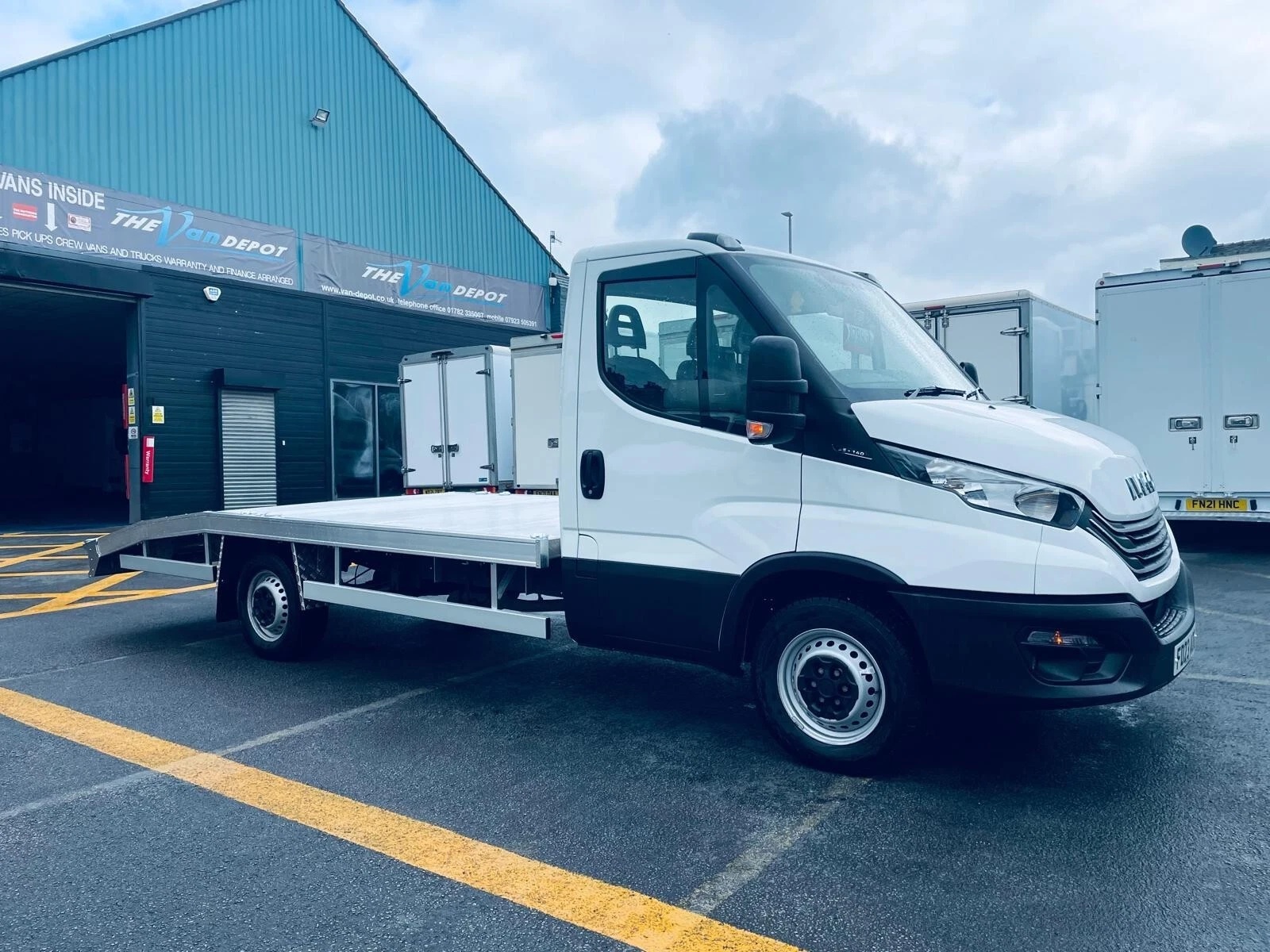 
								2023/23 iveco daily 35-140 2.3 l3 lwb recovery truck Euro 6 ULEZ COMPLIANT full									