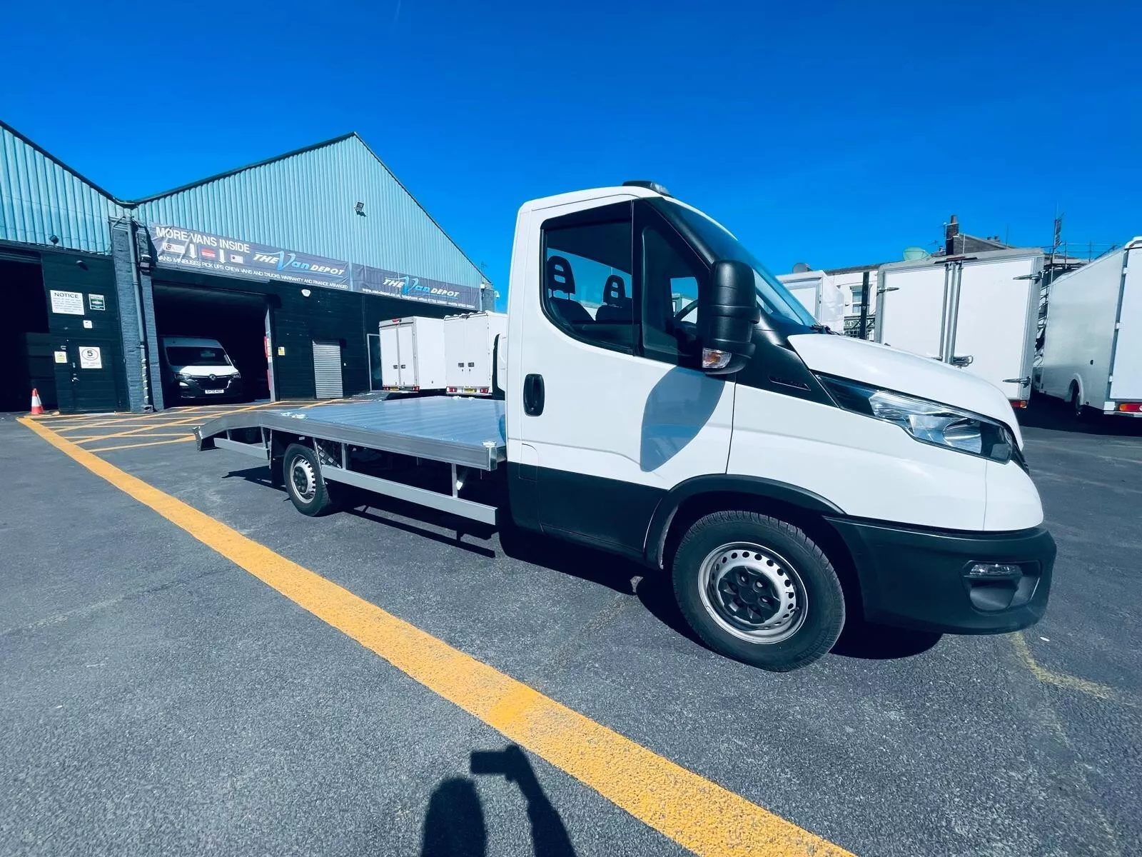 
								2023/23 iveco daily 35-140 2.3 l3 lwb recovery truck Euro 6 ULEZ COMPLIANT full									