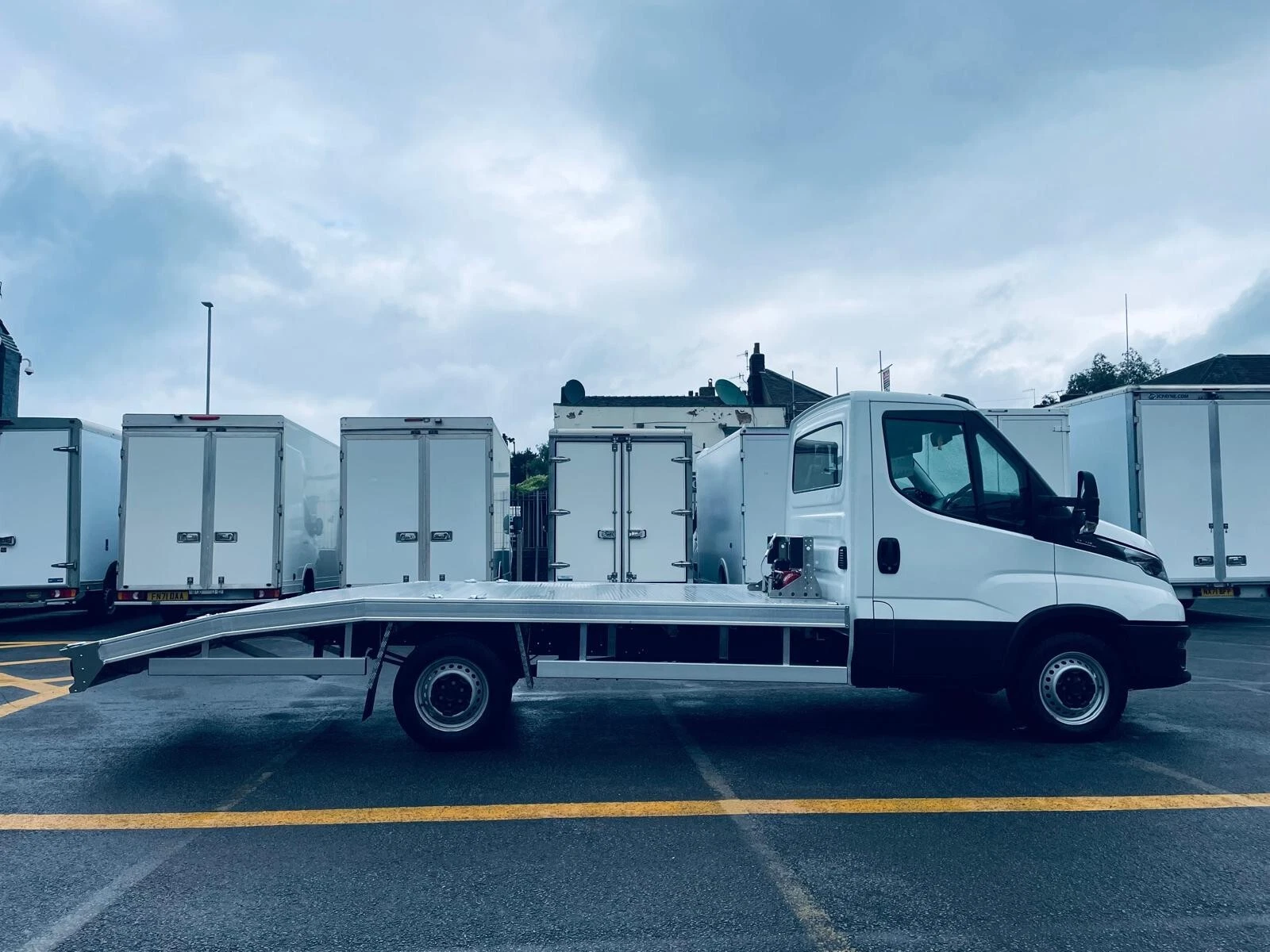 
								2023/23 iveco daily 35-140 2.3 l3 lwb recovery truck Euro 6 ULEZ COMPLIANT full									