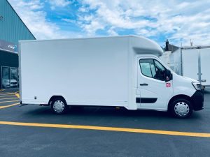 2023/73 Renault Master 2.3 145 l3 lwb Low loader van Euro 6