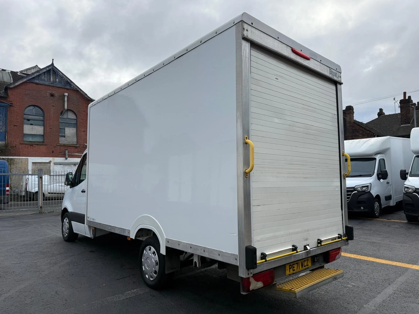 
								2021/71 Mercedes sprinter 314cdi l3 Luton low loader Euro 6 ULEZ COMPLIANT full									