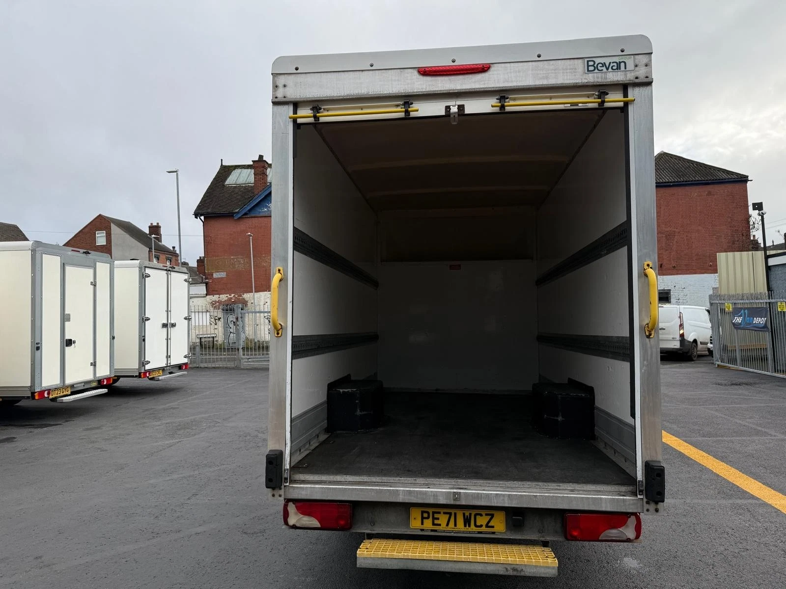 
								2021/71 Mercedes sprinter 314cdi l3 Luton low loader Euro 6 ULEZ COMPLIANT full									