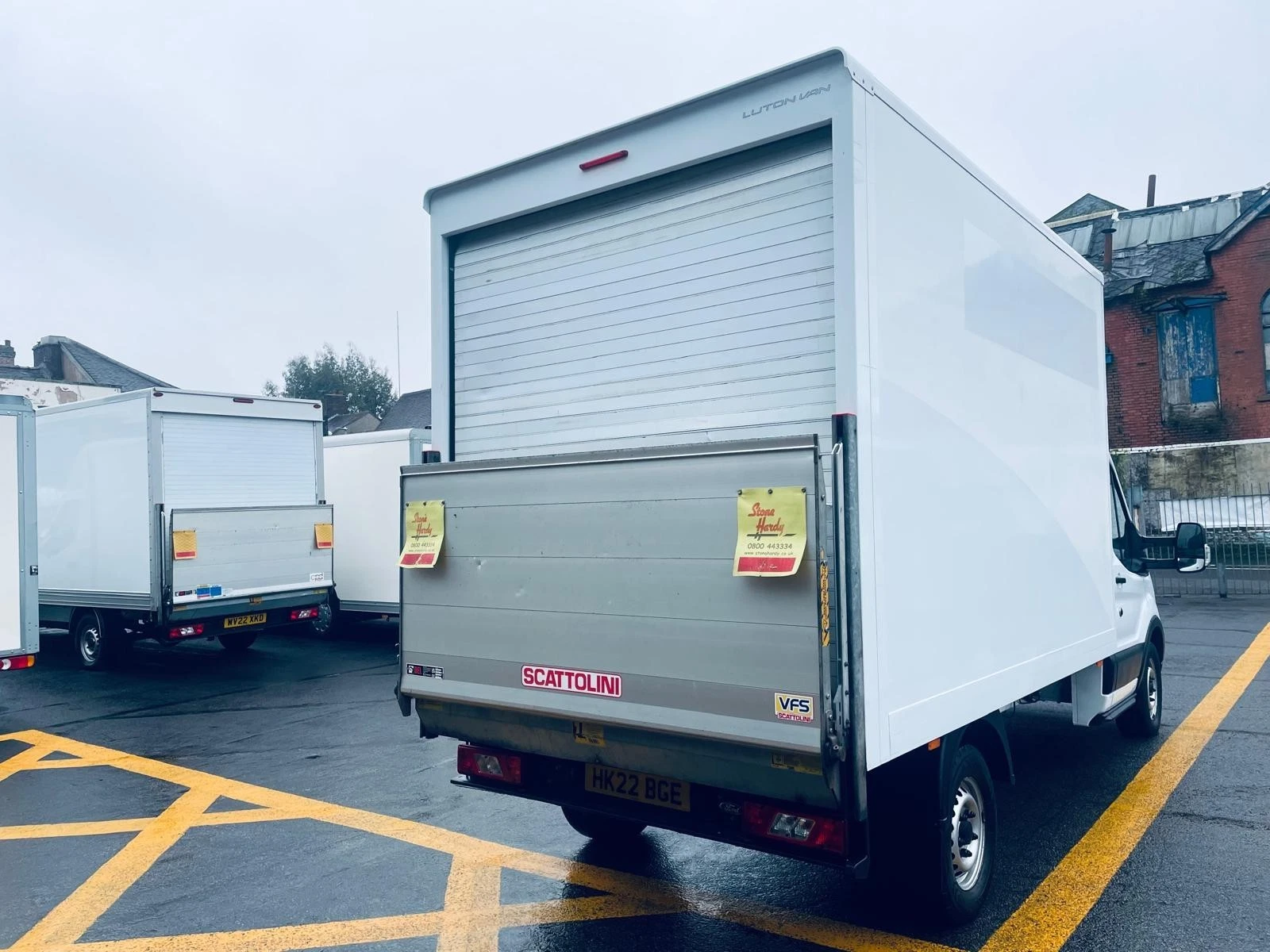 
								2022/22 ford transit 350 mwb L3 Luton tail lift van Euro 6 choice of Luton vans in stock full									
