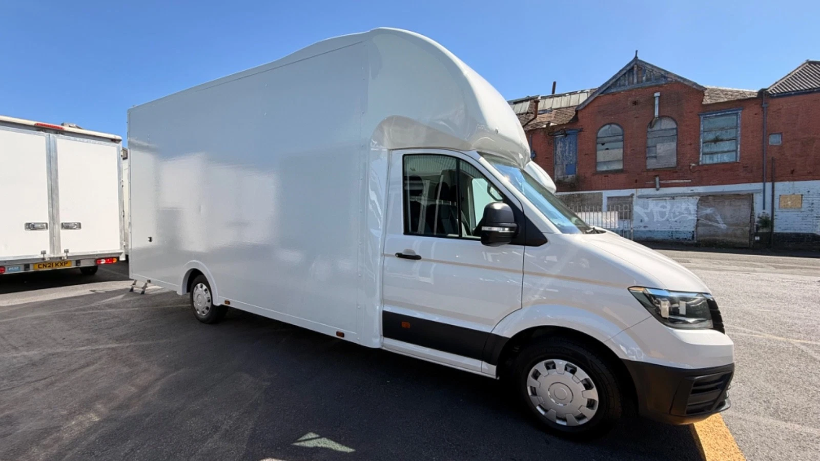 
								2022/72 volkswagen crafter cr35 2.0tdi 5m Loloader Luton Van Euro 6 ULEZ full									